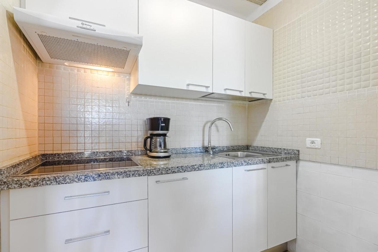 Fantastic Large Studio In Front Of Beach Heated Pool Wifi 阿罗纳 外观 照片