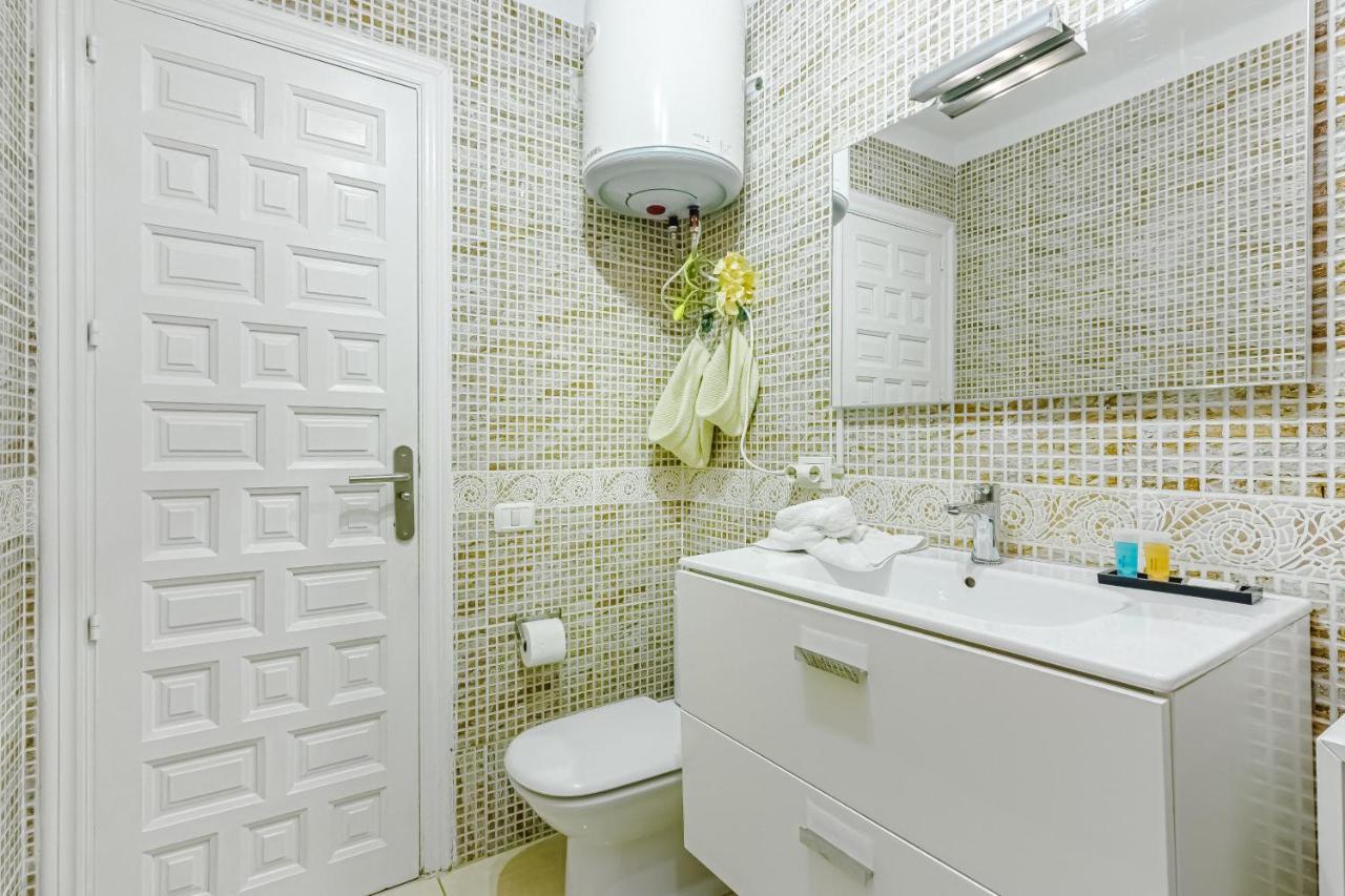Fantastic Large Studio In Front Of Beach Heated Pool Wifi 阿罗纳 外观 照片